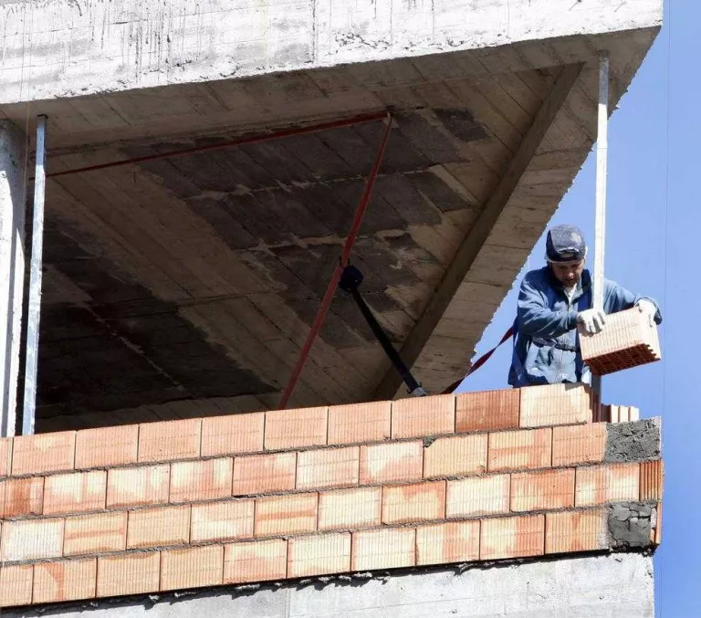 Solsonès, Garrigues i Segrià, a la cua en rotació laboral