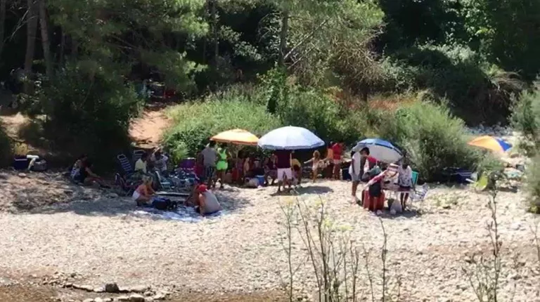 Campanya del Solsonès contra l'incivisme a les zones de bany