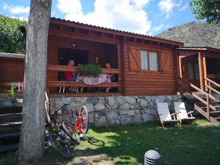 Cases rurals del Pirineu i bungalous, al complet