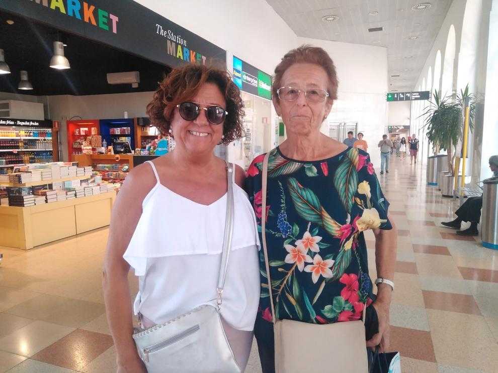 «Tenim els bitllets i han cancel·lat el tren»