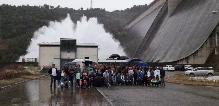 Els veïns de Tiurana visiten la presa de Rialb