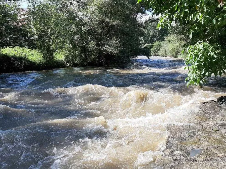 Més de 100 litres a Espot i Llavorsí i les temperatures cauen en picat