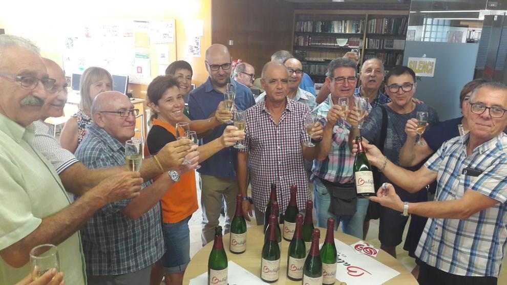 Benavent de Segrià - Els més petits del poble van gaudir amb la festa de l’escuma. La calor va acompanyar en una jornada amb actes variats.