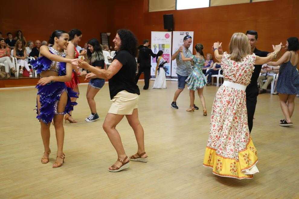 Benavent de Segrià - Els més petits del poble van gaudir amb la festa de l’escuma. La calor va acompanyar en una jornada amb actes variats.