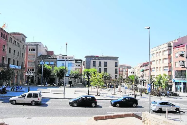 Milloren cruïlles a la travessia de l'N-II a Mollerussa amb un nou carril per evitar embussos