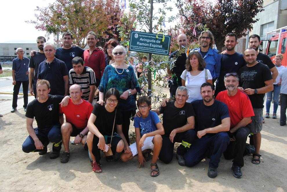 Emotiu homenatge del Palau al bomber que va perdre la vida a Horta