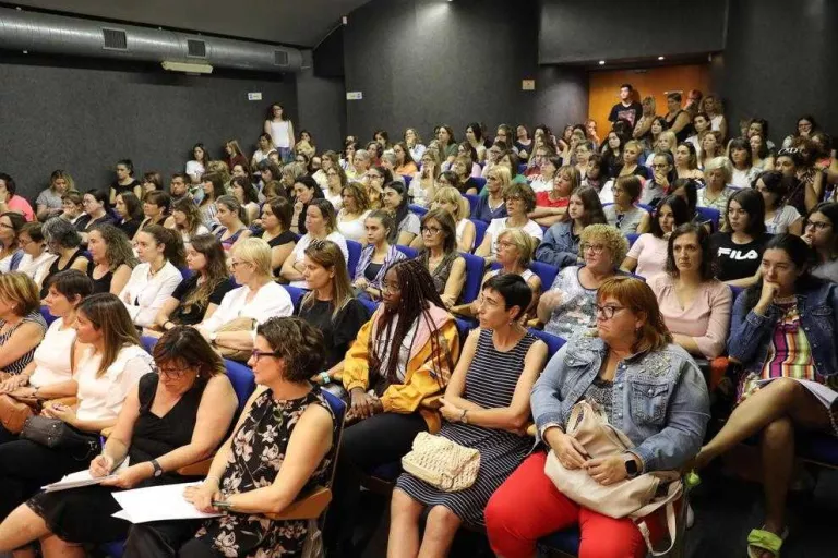 Xarrada sobre l’aprenentatge per iniciar el curs de les escoles bressol