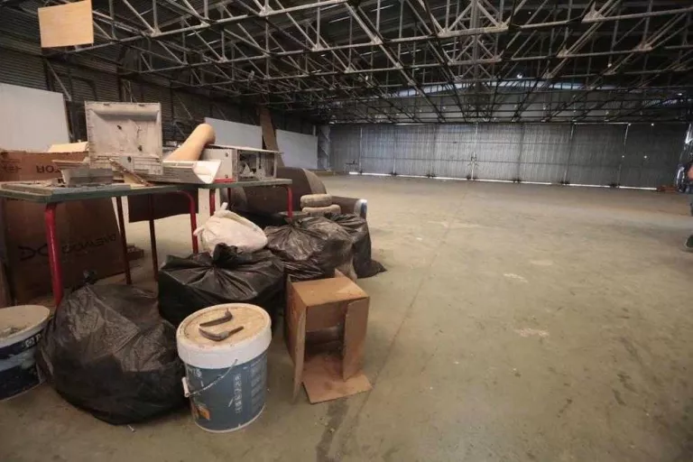 Alfés ja negocia amb el Govern la cessió de tot el complex de l’aeròdrom
