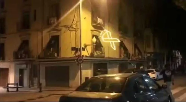 Atacs contra llaços grocs i estelades a Tàrrega i Linyola