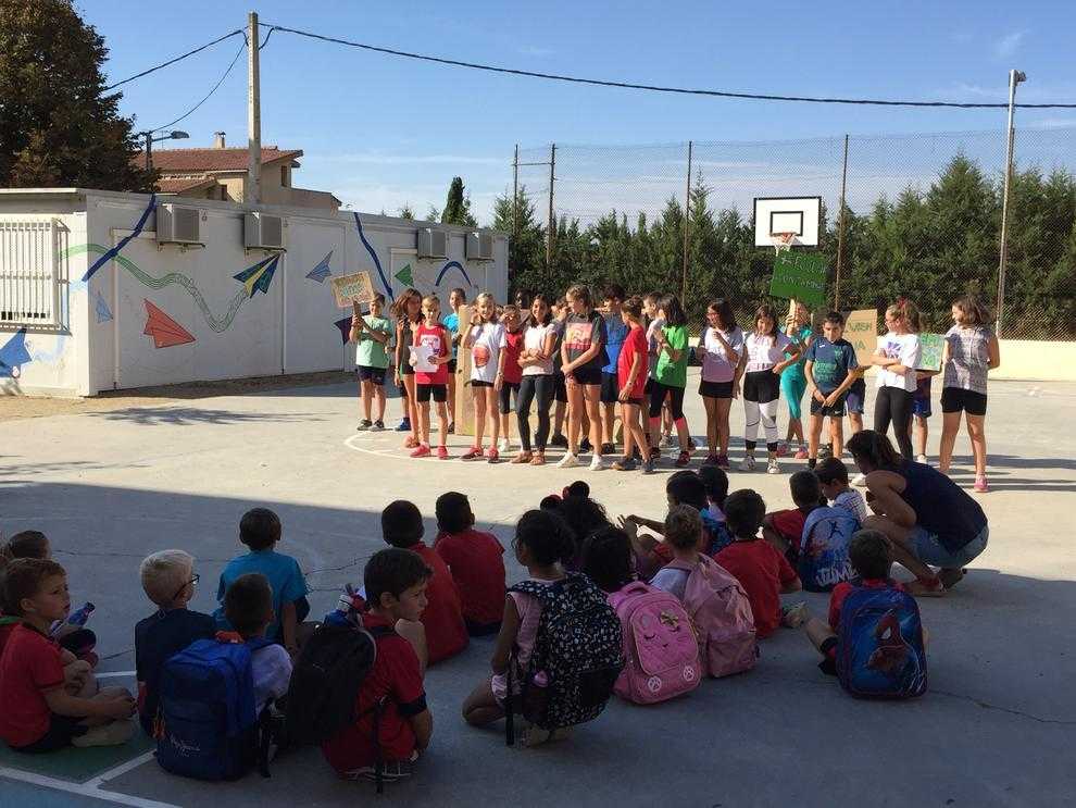 Els estudiants clamen: “No hi ha futur sense planeta”