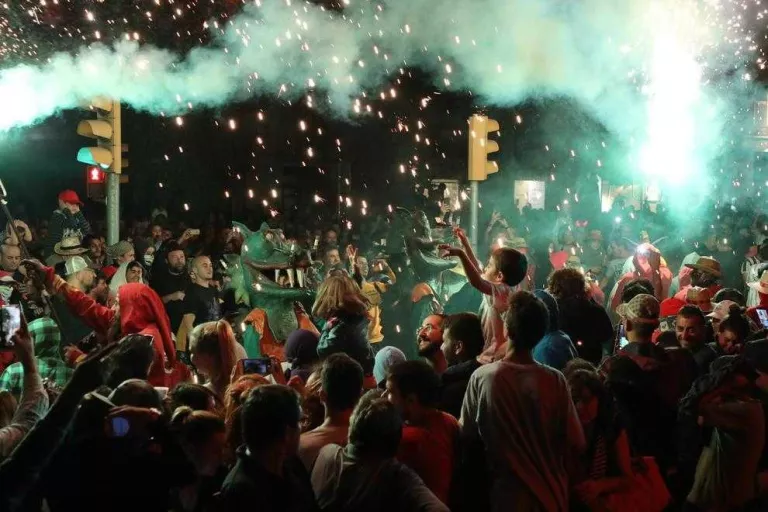 Nit de foc i diables a Lleida