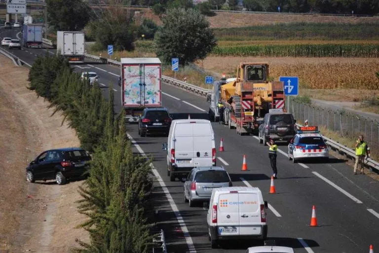 Tres ferits al Pla en una nova col·lisió múltiple a l’autovia A-2