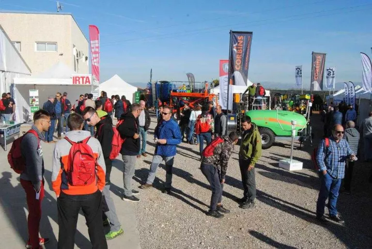 Les Jornades de l’IRTA acullen uns 2.000 professionals a Mollerussa