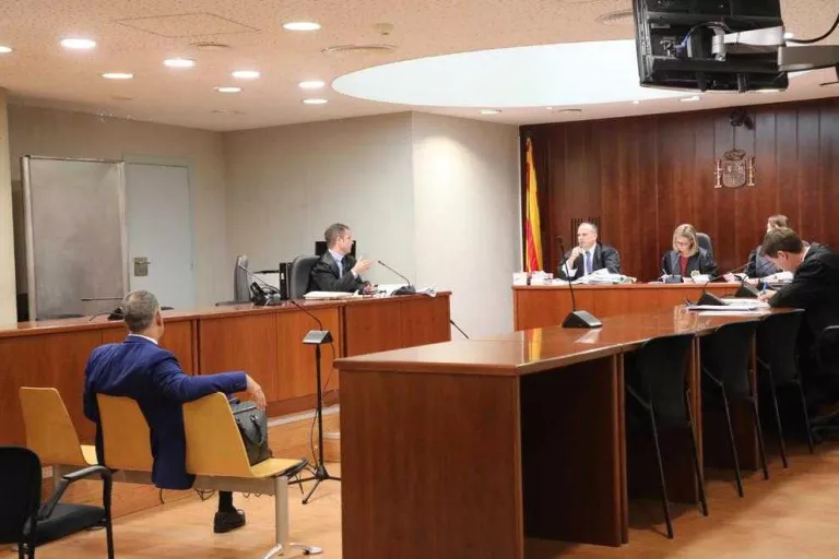 L'Audiència absol l'acusat d'estafar dos milions a Ros Roca