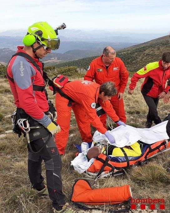 Greu després d'un accident de parapent a Vilanova de Meià
