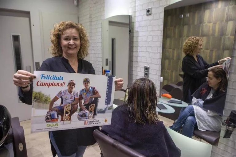 Cervera s’engalana per rebre els seus campions