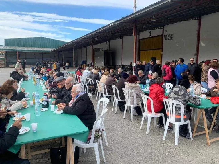 Maials i les Borges venen el seu oli