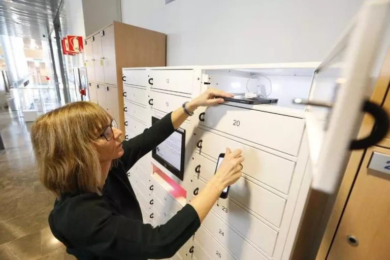 La UdL inicia a Cappont l'autopréstec de dispositius electrònics
