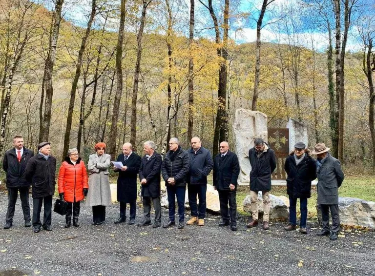 França i Aran senyalitzen la ruta del Camí de la Llibertat