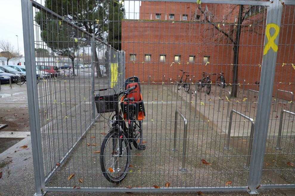 Denuncien el robatori de desenes de bicis a Agrònoms