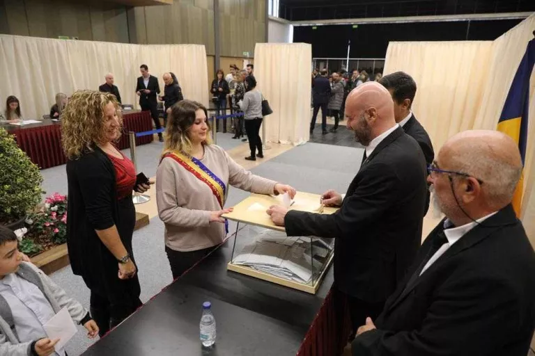 Demòcrates guanya en 5 parròquies i PS venç per la mínima a Escaldes