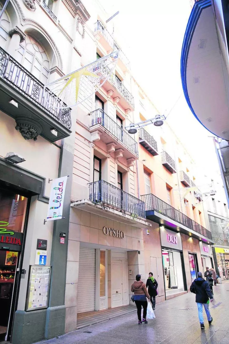 Desallotjats del carrer Major esperen pisos d’emergència