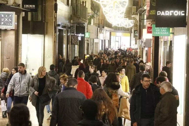 Festiu d’obertura comercial a Lleida “normal” abans de Nadal