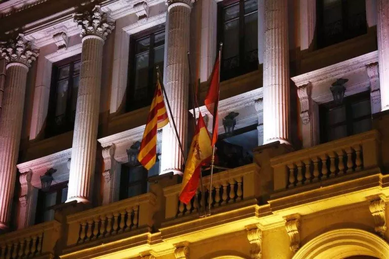 “A la Paeria sempre hi ha hagut una bandera espanyola”