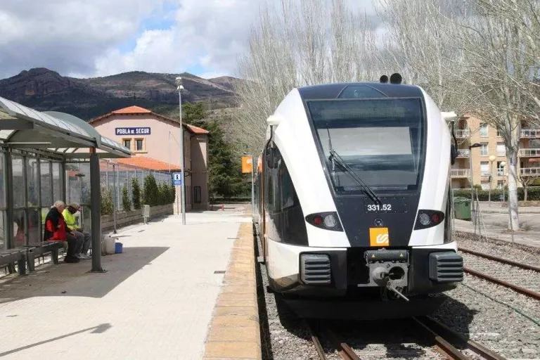 Imatge d’arxiu d’un dels trens de la línia de la Pobla.