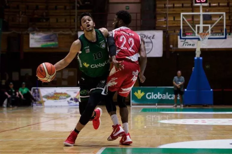 El Força Lleida lliga el màxim anotador de la LEB Plata