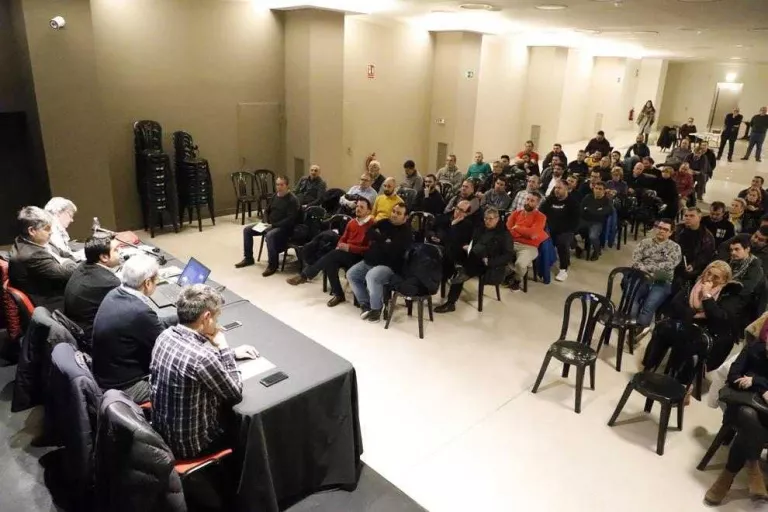 La Fecoll fa front a la retallada de la Paeria amb el suport unànime de les colles
