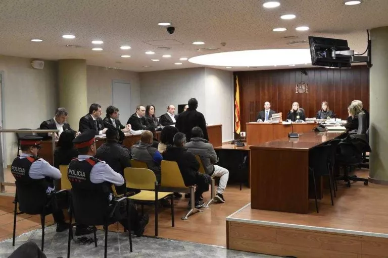 “El 'modus vivendi' de la banda era assaltar narcos i vendre la droga”