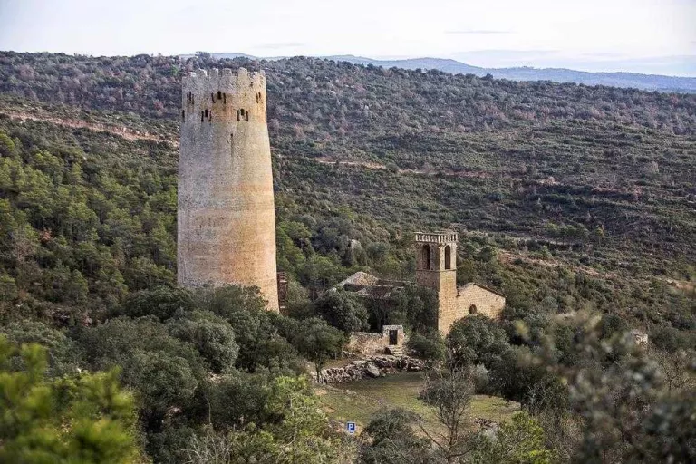 Torà aborda la recuperació de la torre de Vallferosa
