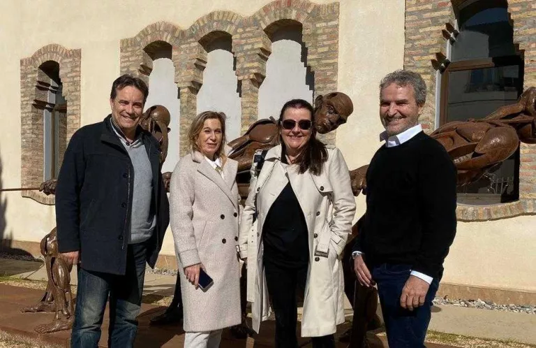 Visita cultural d'Eduardo Chillida fill a Almacelles