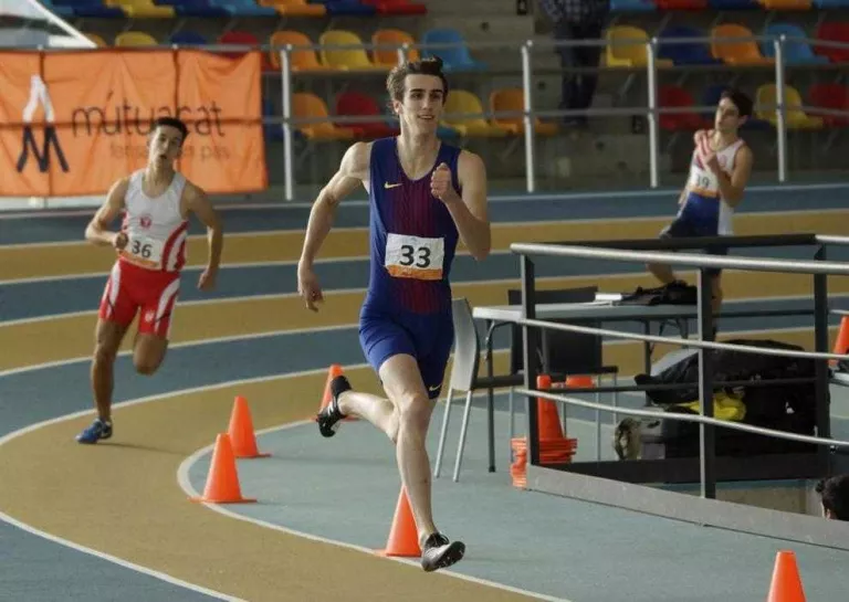 Bernat Erta, rècord estatal sub-20 'indoor' en 400 metres