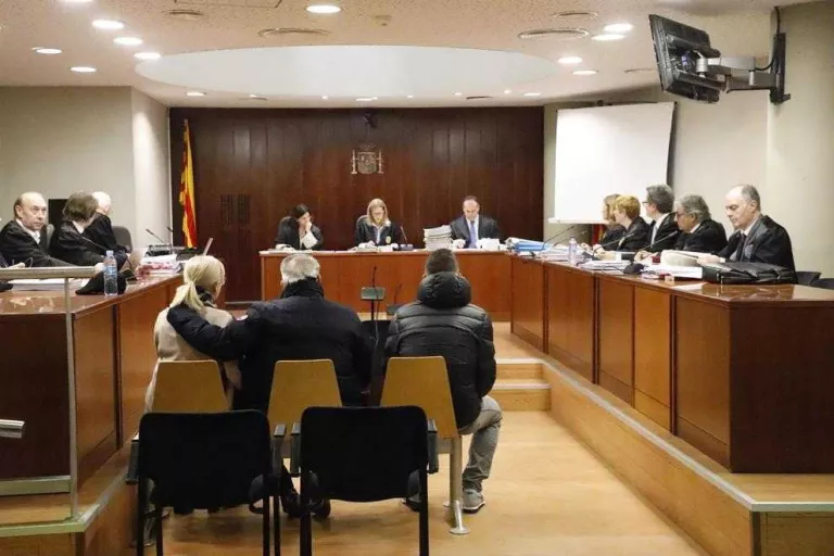 La Fiscalia demana 8 anys per al matrimoni acusat de simular dos accidents