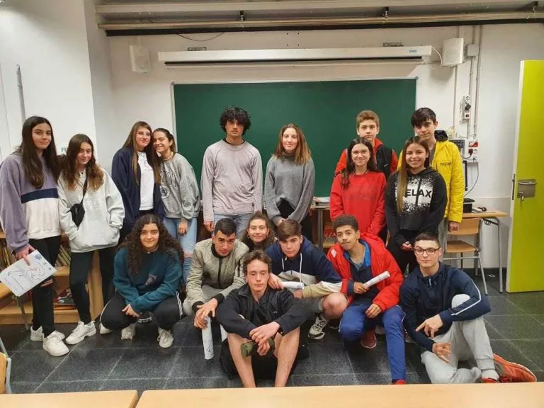 Grup de nous jutges d’atletisme que van superar el curs el febrer passat.