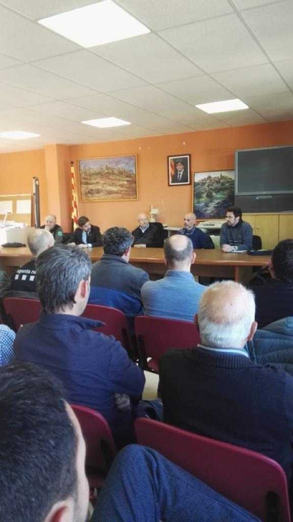 Reunió amb pagesos i caçadors dijous a Cubells.