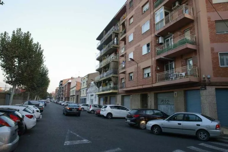 Recollida de firmes per a un centre de dia a la Bordeta