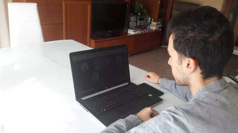Bargalló diu que no hi ha data de tornada al col·legi perquè el confinament s’allargarà