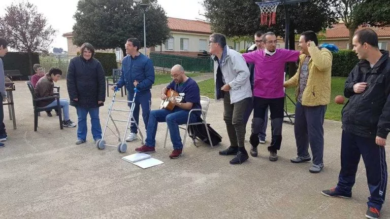 Les persones amb necessitats especials podran sortir al carrer