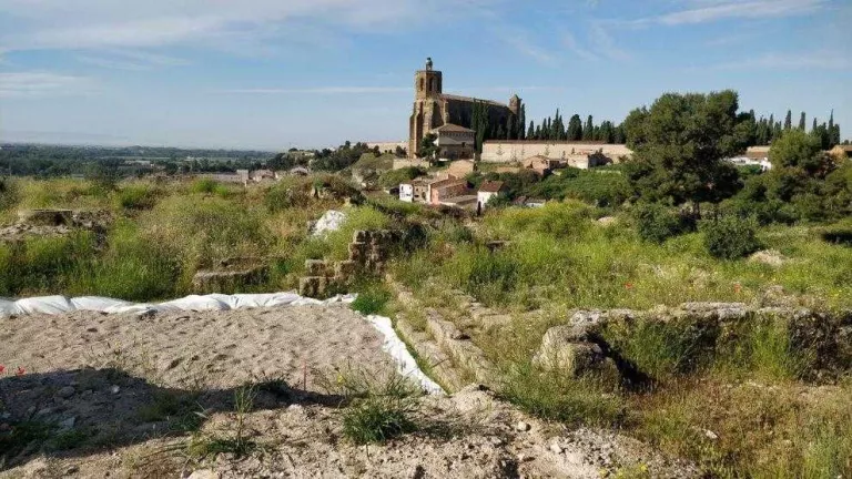 Imatge de les ruïnes del Castell Formós de Balaguer.