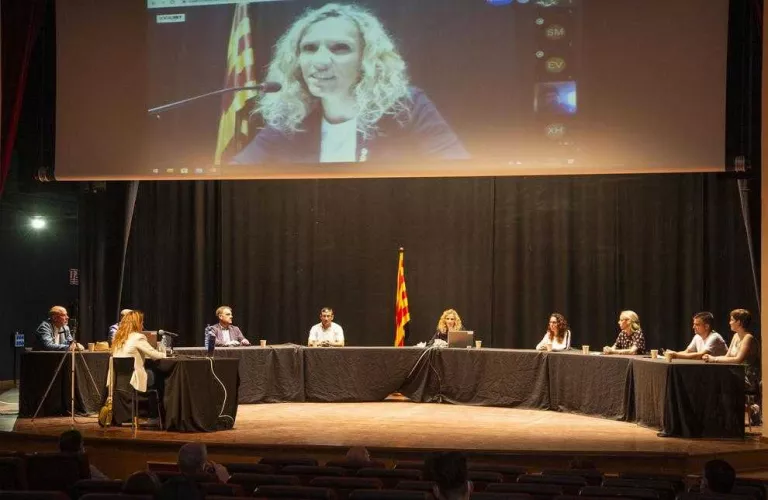 Agramunt ja té nova alcaldessa, que allarga la mà a l'oposició