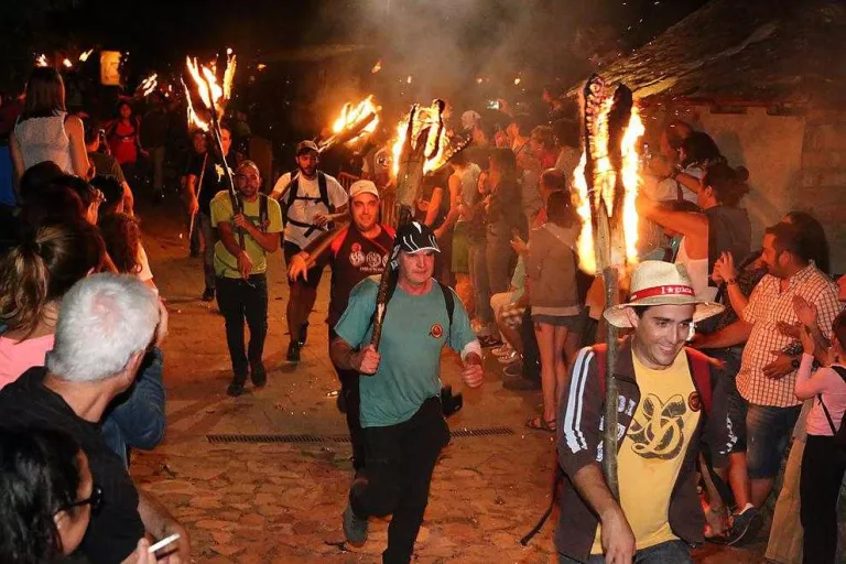 Tots els pobles de la Vall de Boí anul·len les falles