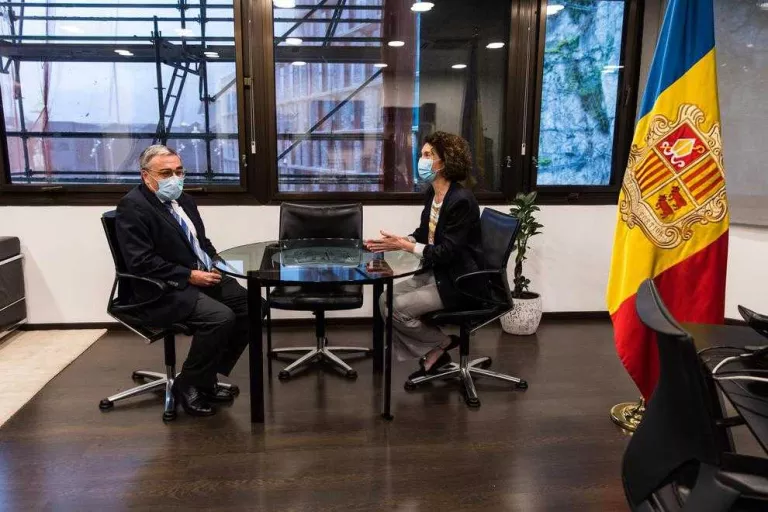 La frontera d'Andorra reobre avui però sols per a veïns del Principat