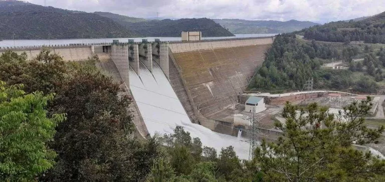 Desembassament dels pantans de Rialb i Oliana
