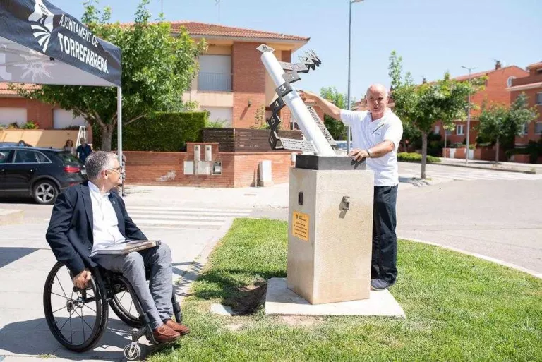 Torrefarrera estrena rellotge de sol dins de la nova ruta verda