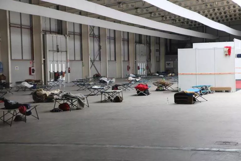 La Paeria ampliarà el servei d'atenció a sensesostre de la Fira fins a les 305 places