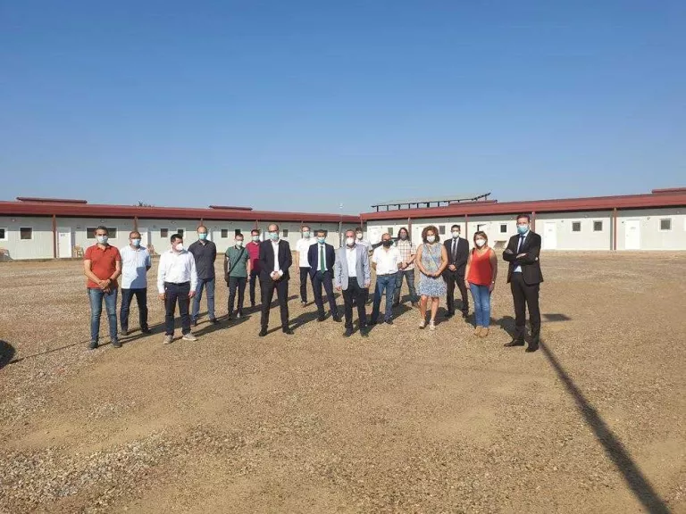 La Caixa dóna 20.000 € a 15 municipis per comprar material per a temporers