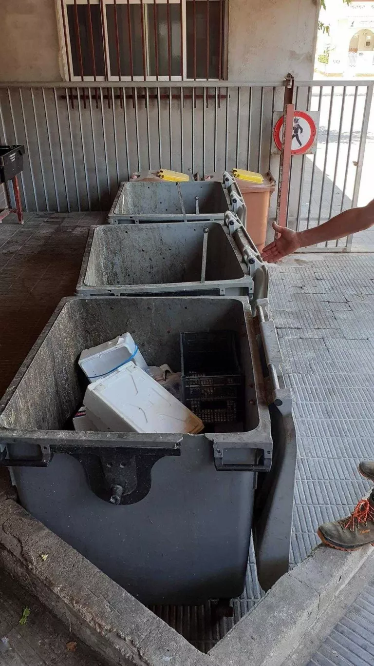L'ajuntament assegura que vol “potenciar” el mercat de Ronda